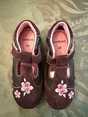 pediped Brown Suede Floral Mary Janes with Pink Accents euro size 28